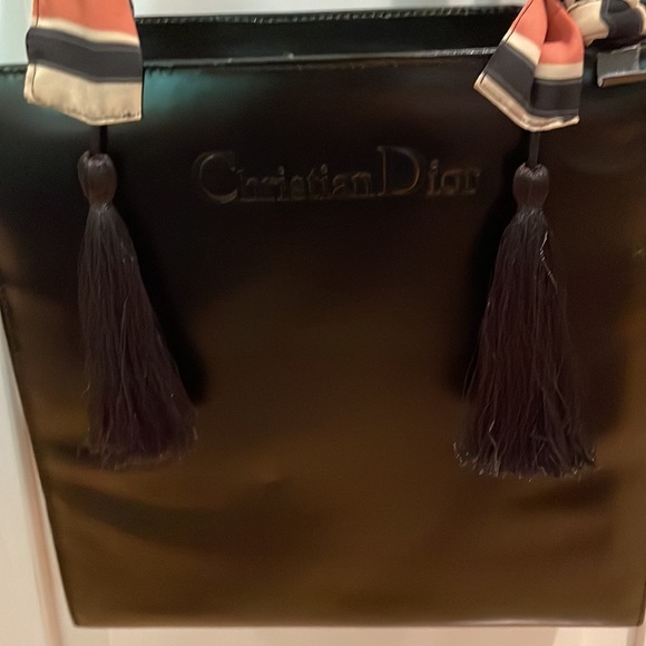 Bundle****H&M skirt and black bag - Picture 2 of 5